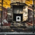 Lavadoras vibran más en edificios viejos de Barcelona
